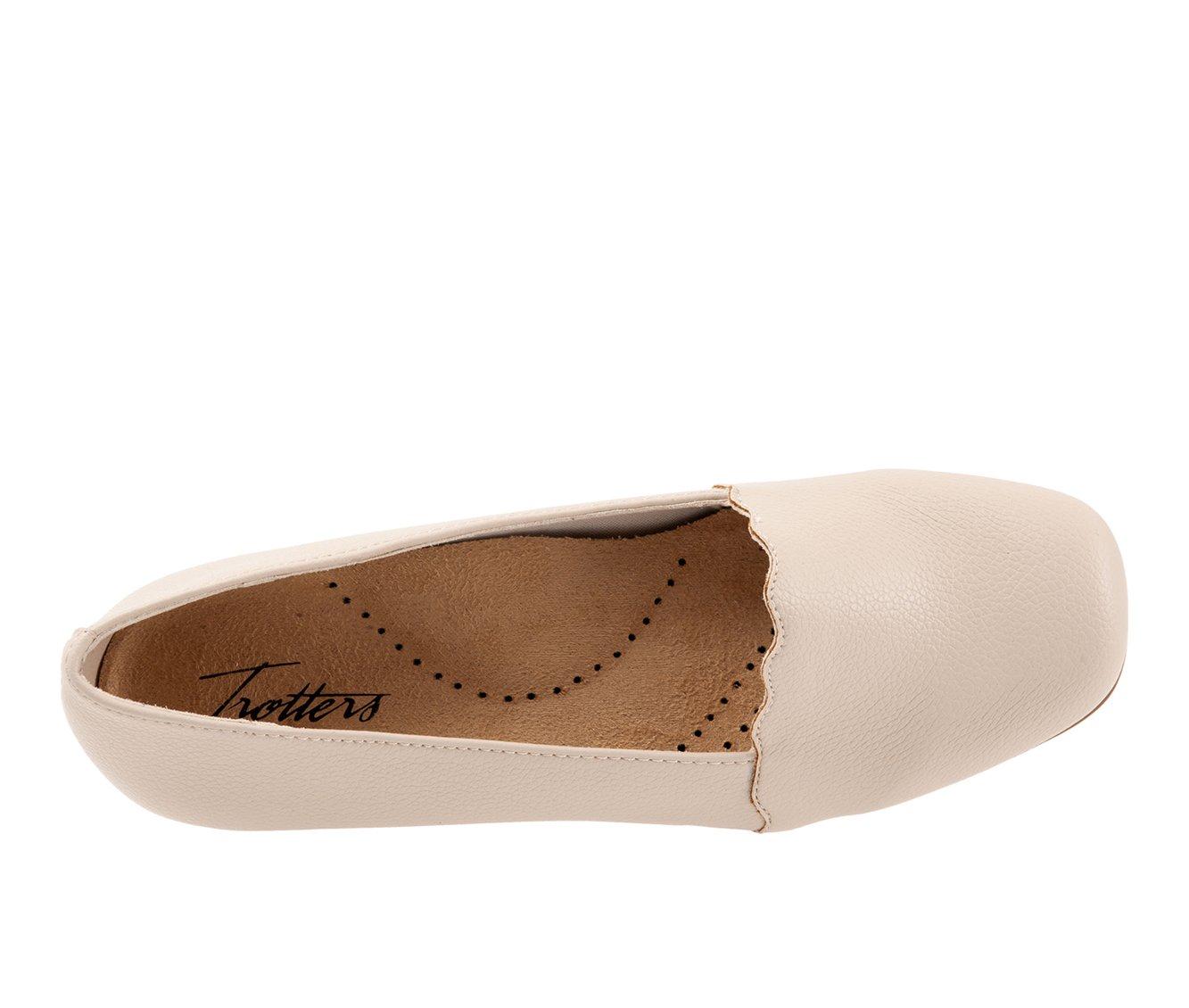 Women's Trotters Sage Flats