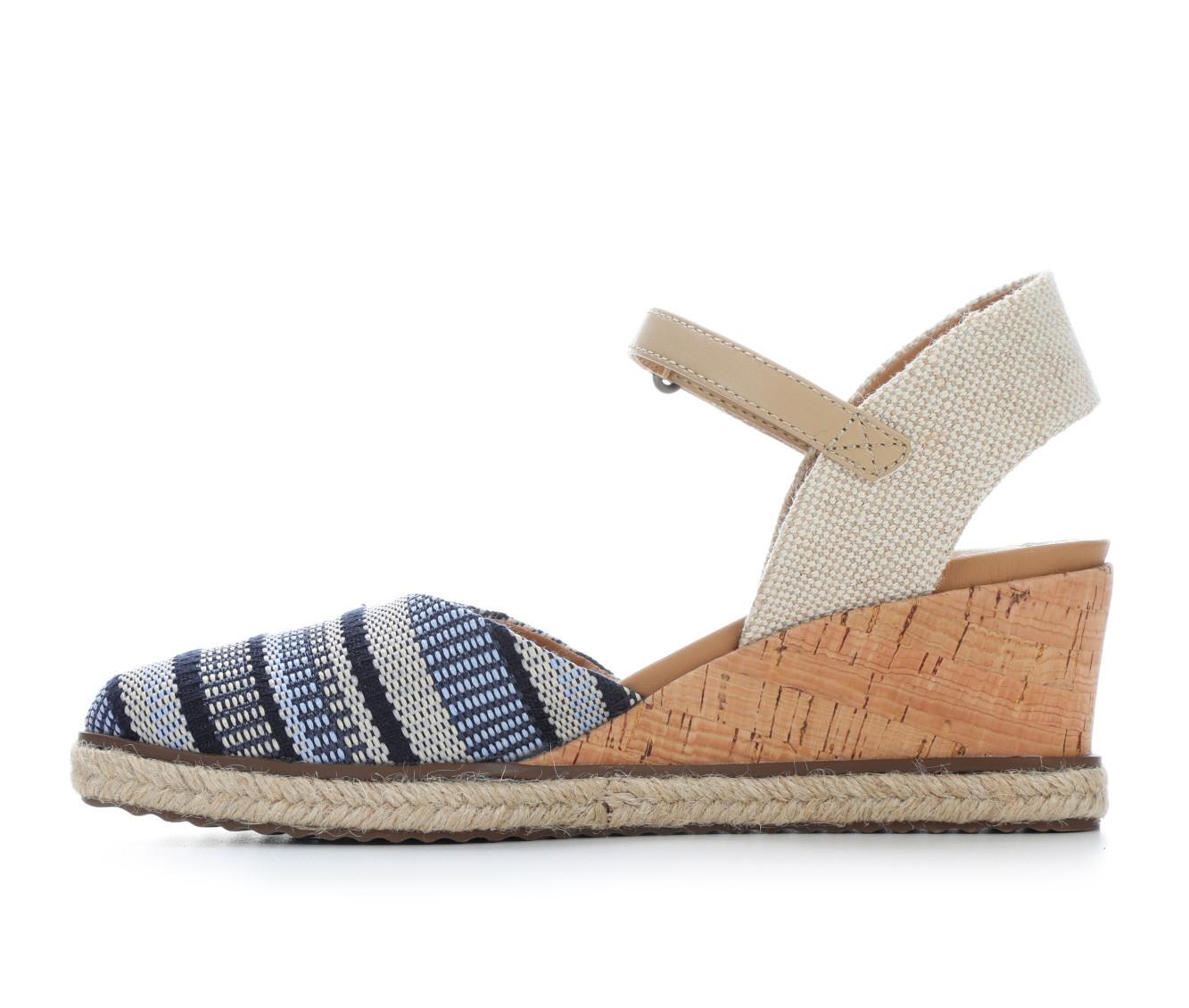 Women's Baretraps Ocean Closed Toe Wedge Sandals