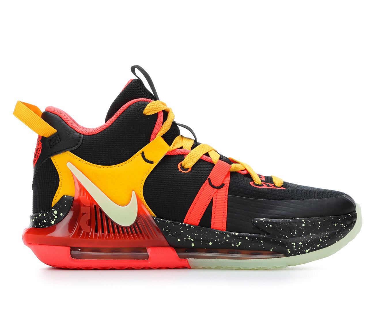 Boys' Nike Big Kid Lebron Witness VII Basketball Shoes