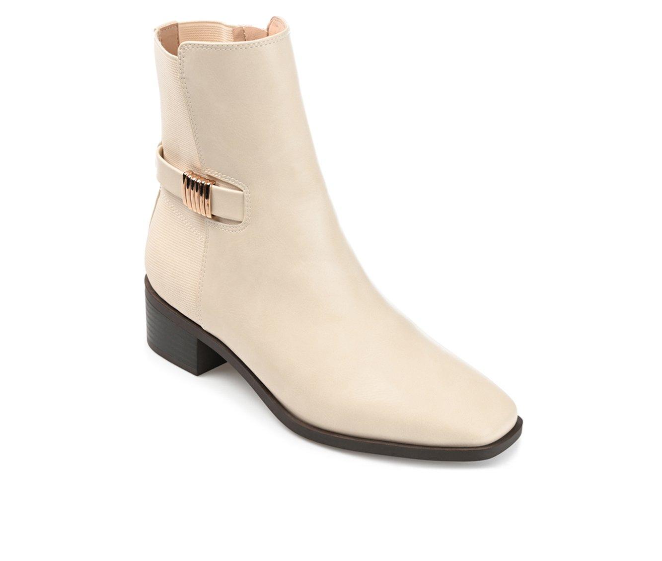 Women's Journee Collection Aubrie Booties