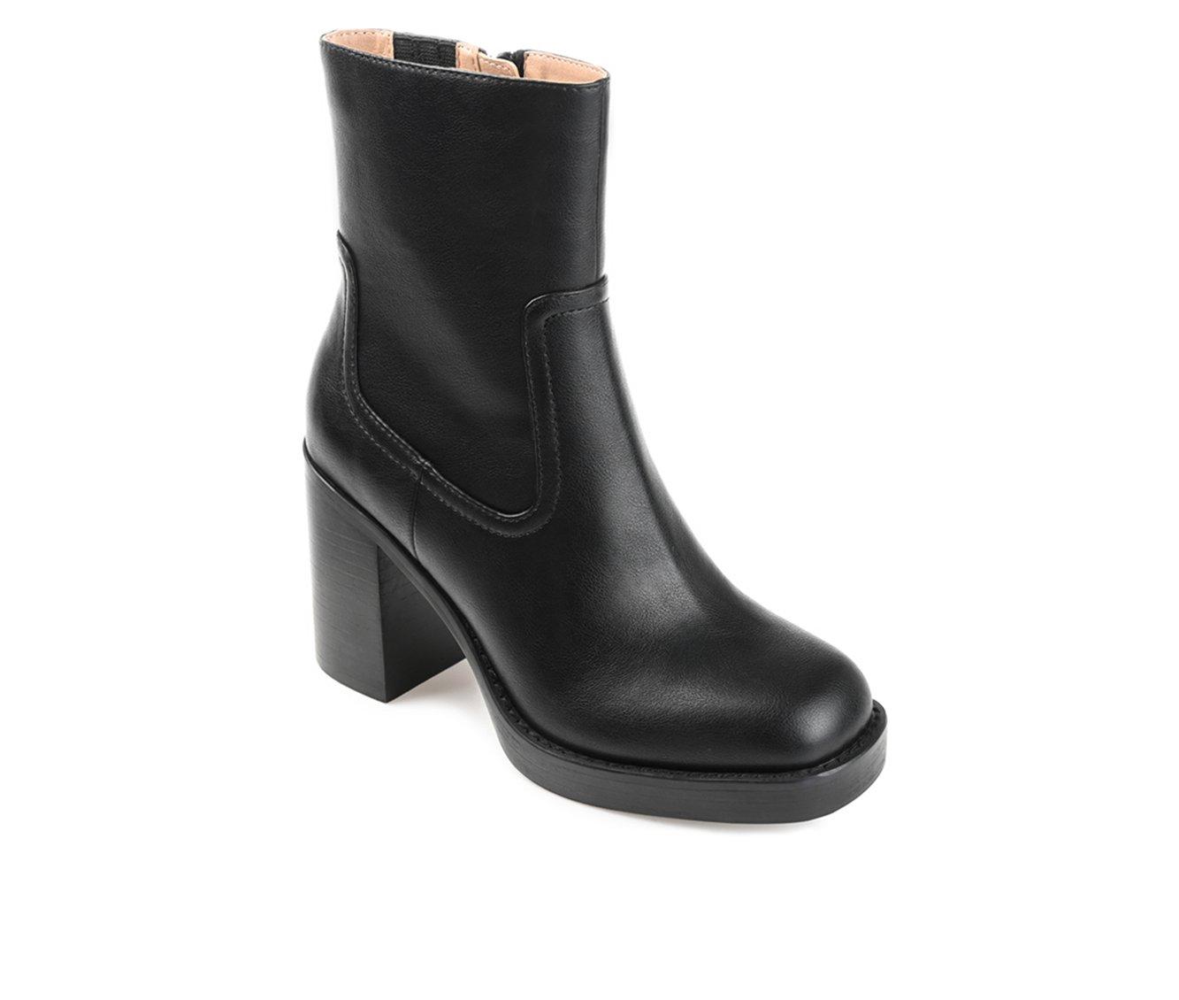 Women's Journee Collection Brittany Block Heel Booties
