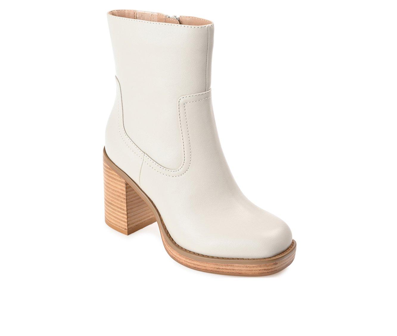 Women's Journee Collection Brittany Block Heel Booties