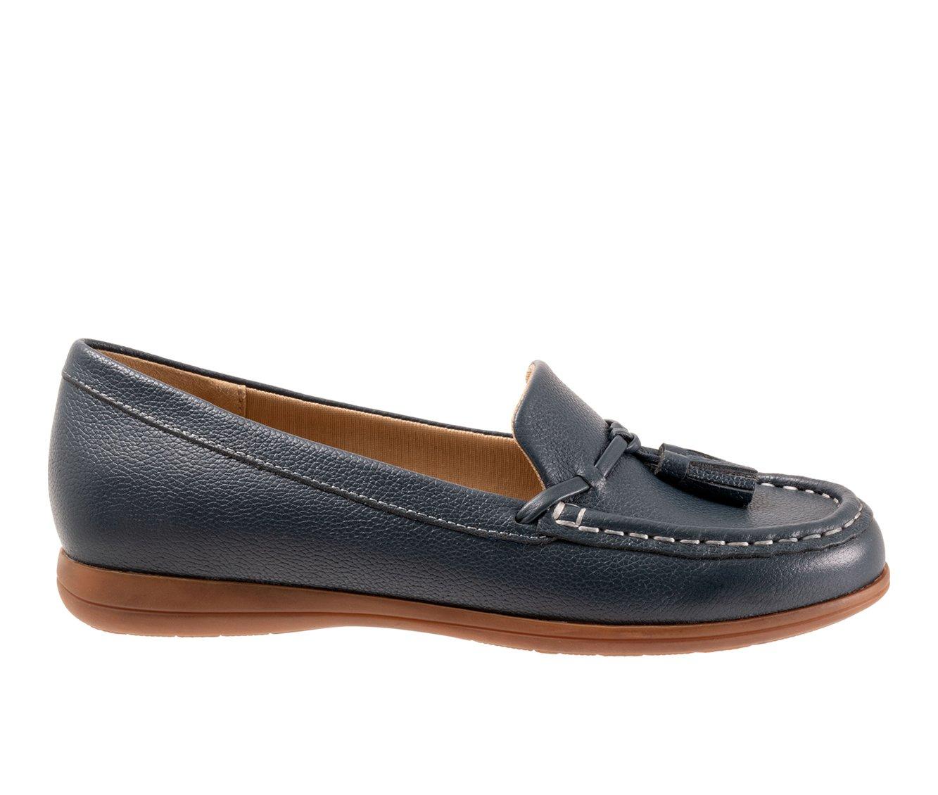 Women's Trotters Dawson Moccasin Loafers