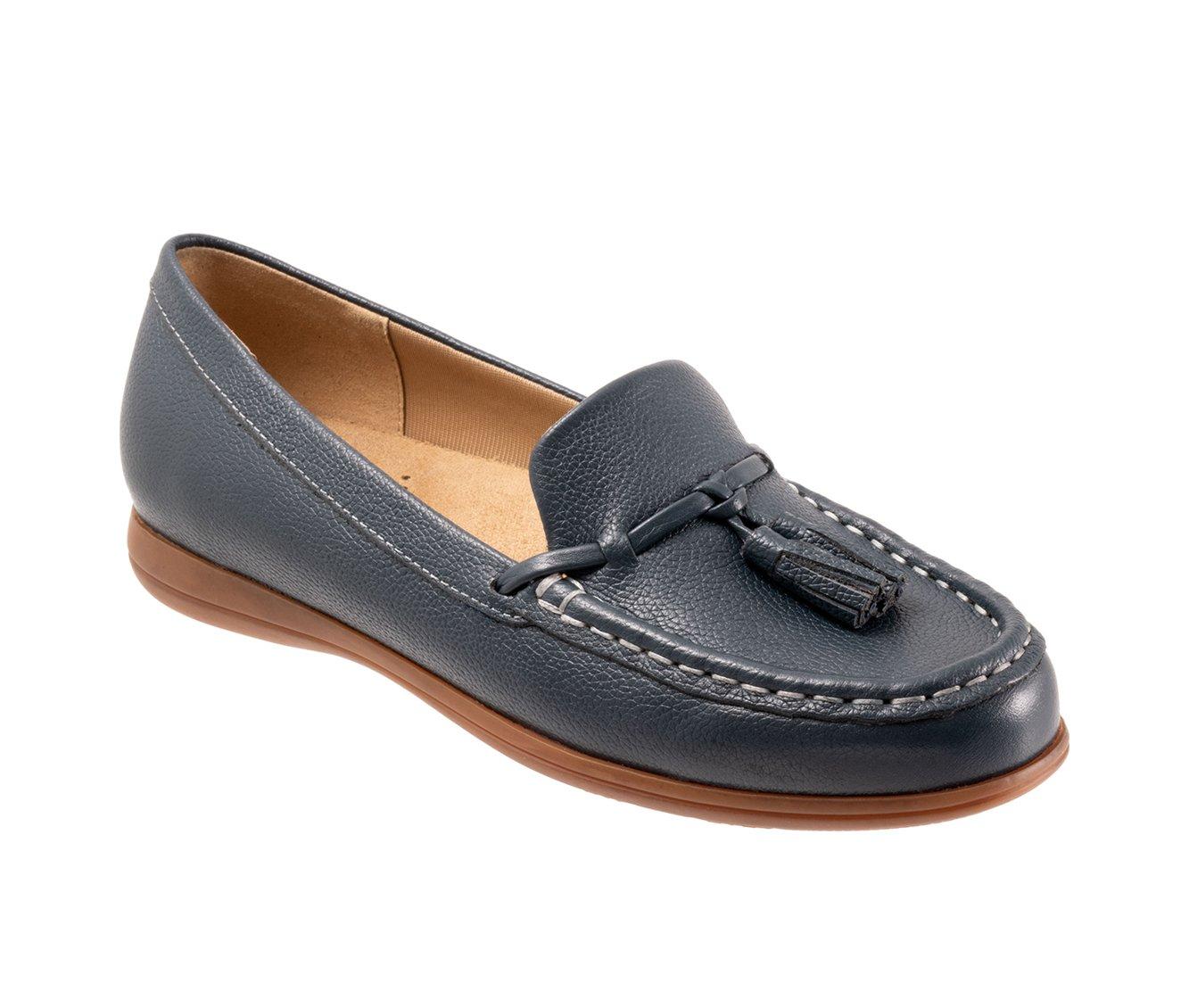 Women's Trotters Dawson Moccasin Loafers