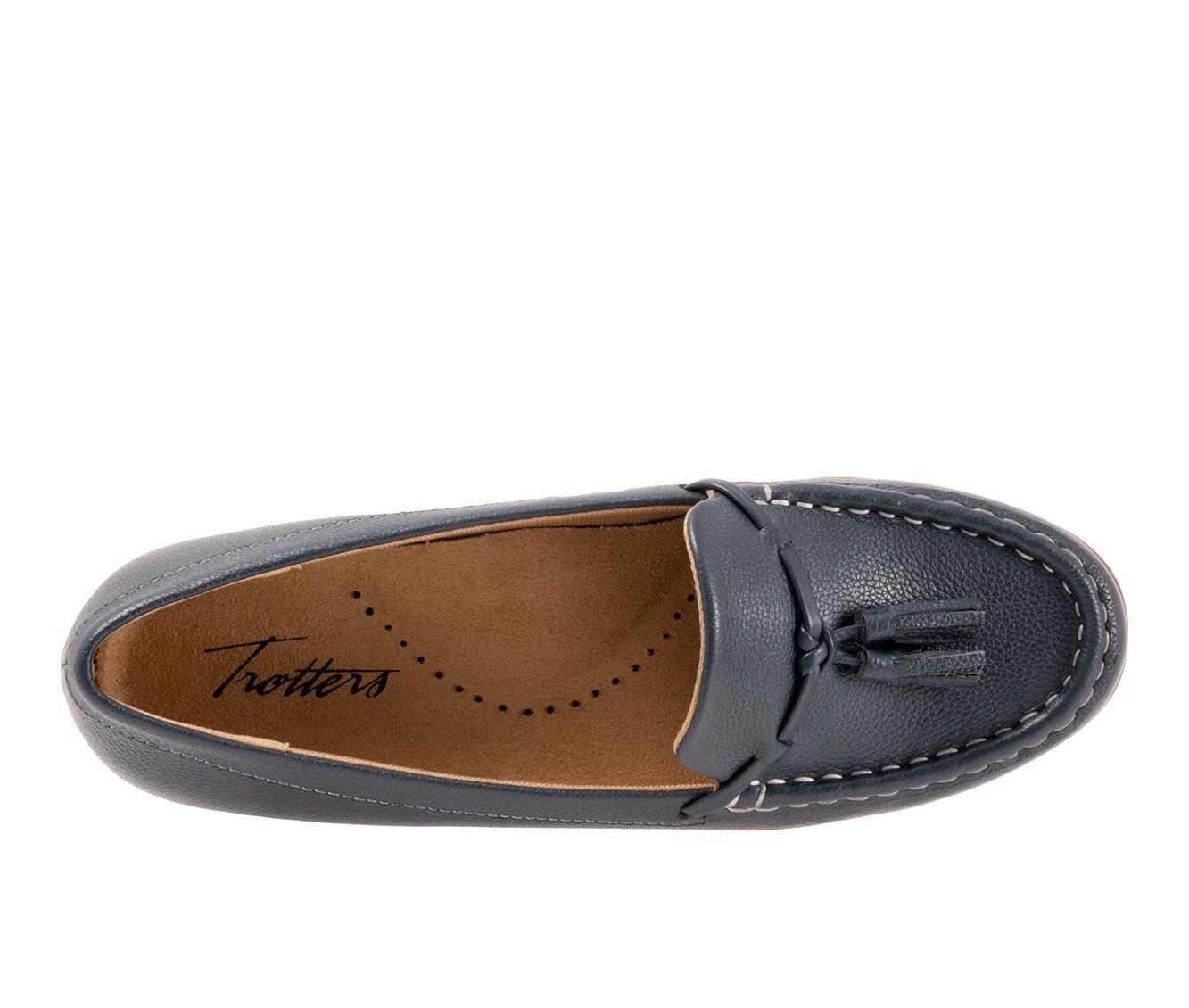 Women's Trotters Dawson Moccasin Loafers
