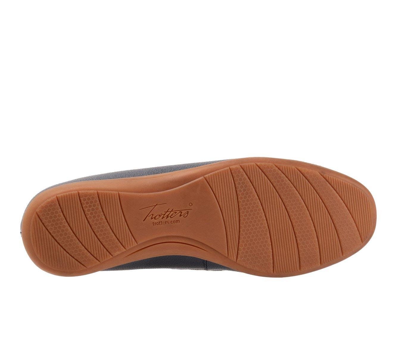 Women's Trotters Dawson Moccasin Loafers