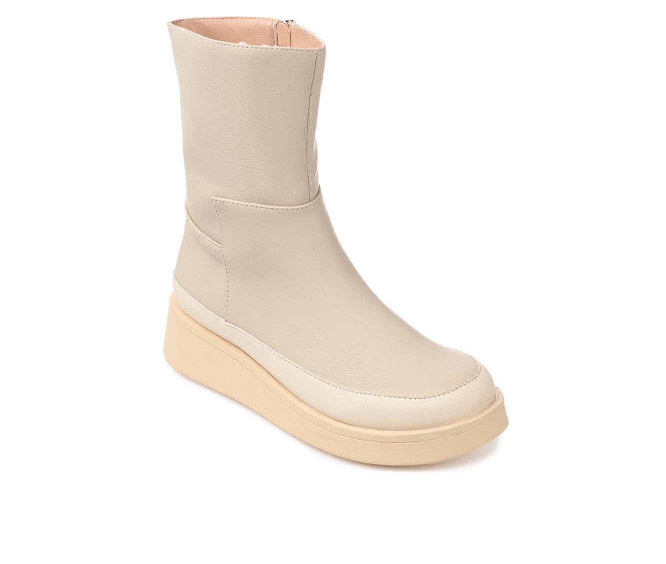 Women's Journee Collection Cristen Booties