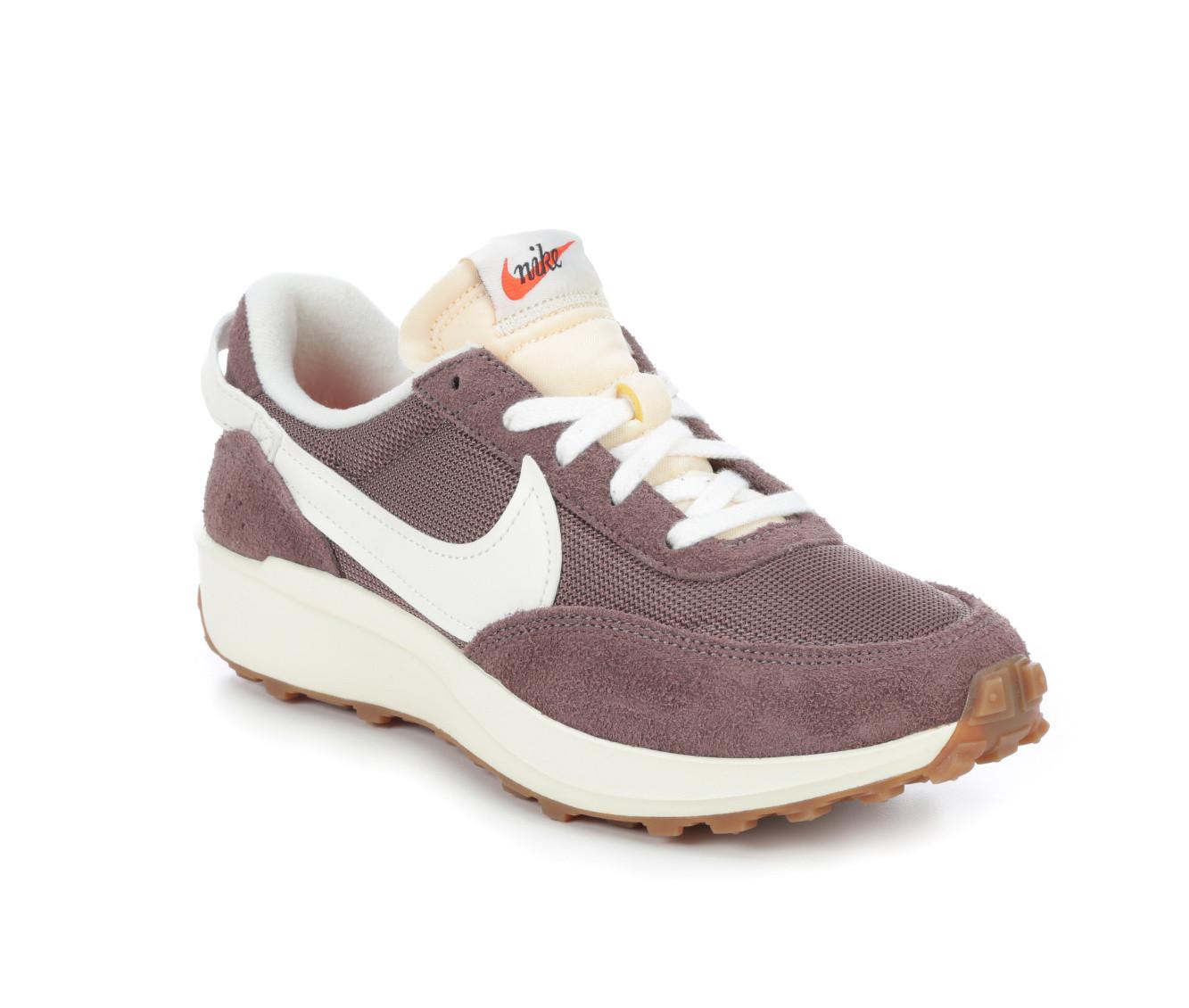 Women's Nike Waffle Debut Vintage Running Shoes