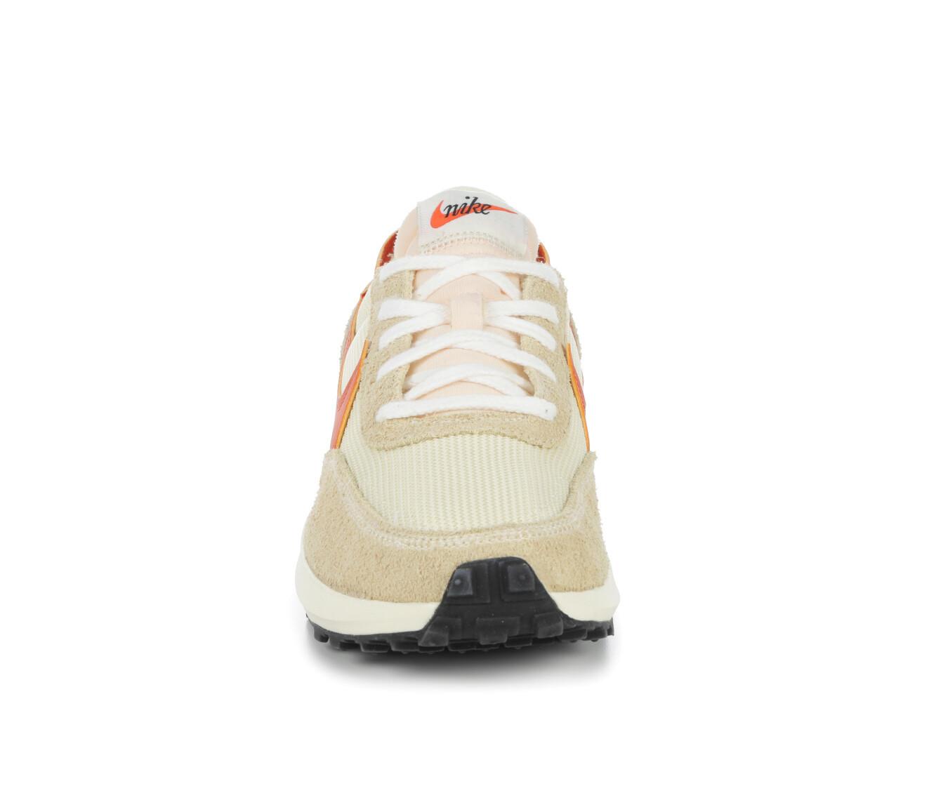 Women's Nike Waffle Debut Vintage Running Shoes