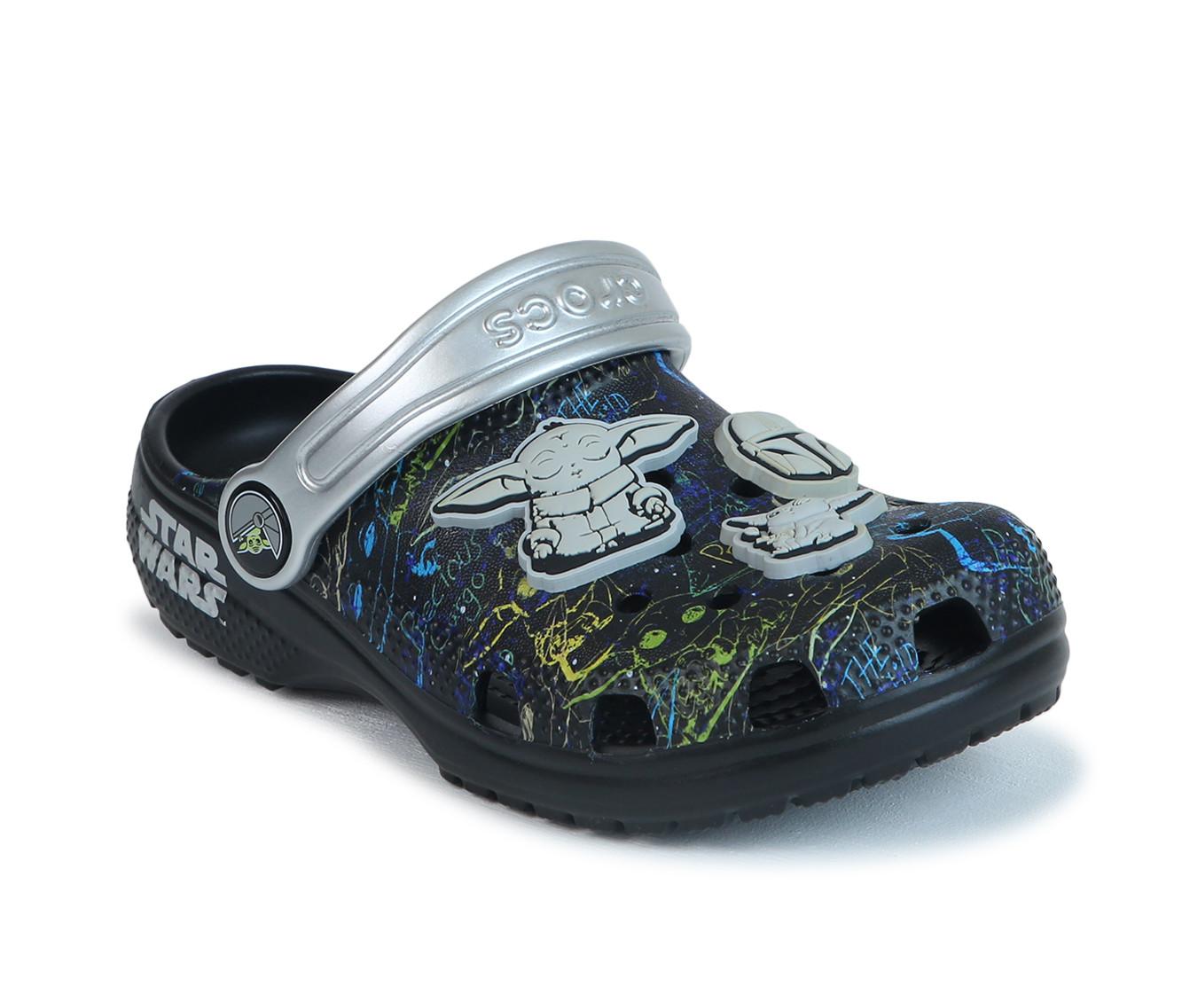 Boys' Crocs Infant & Toddler Classic Grogu Clogs