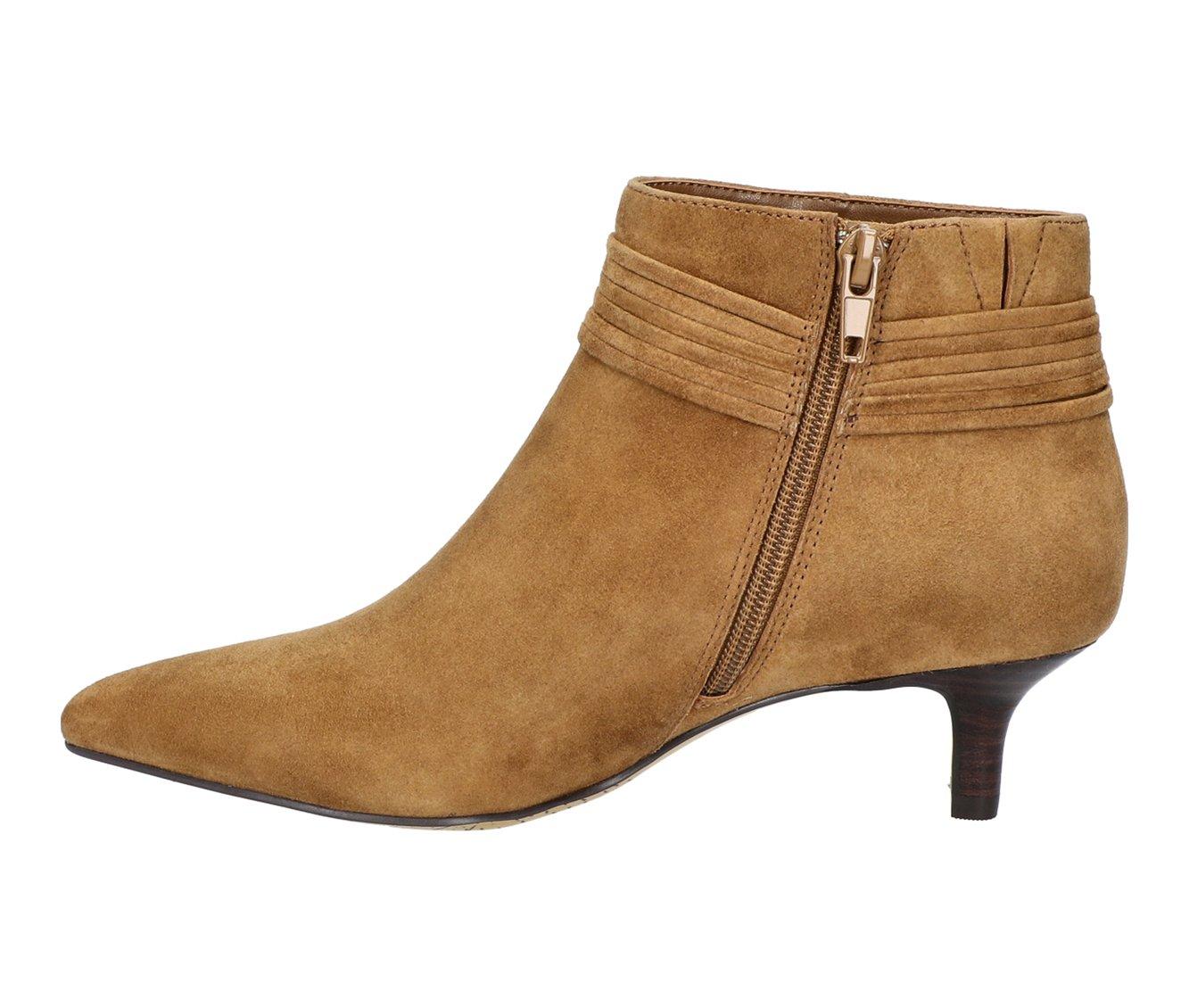 Women's Bella Vita Jani Kitten Heel Booties