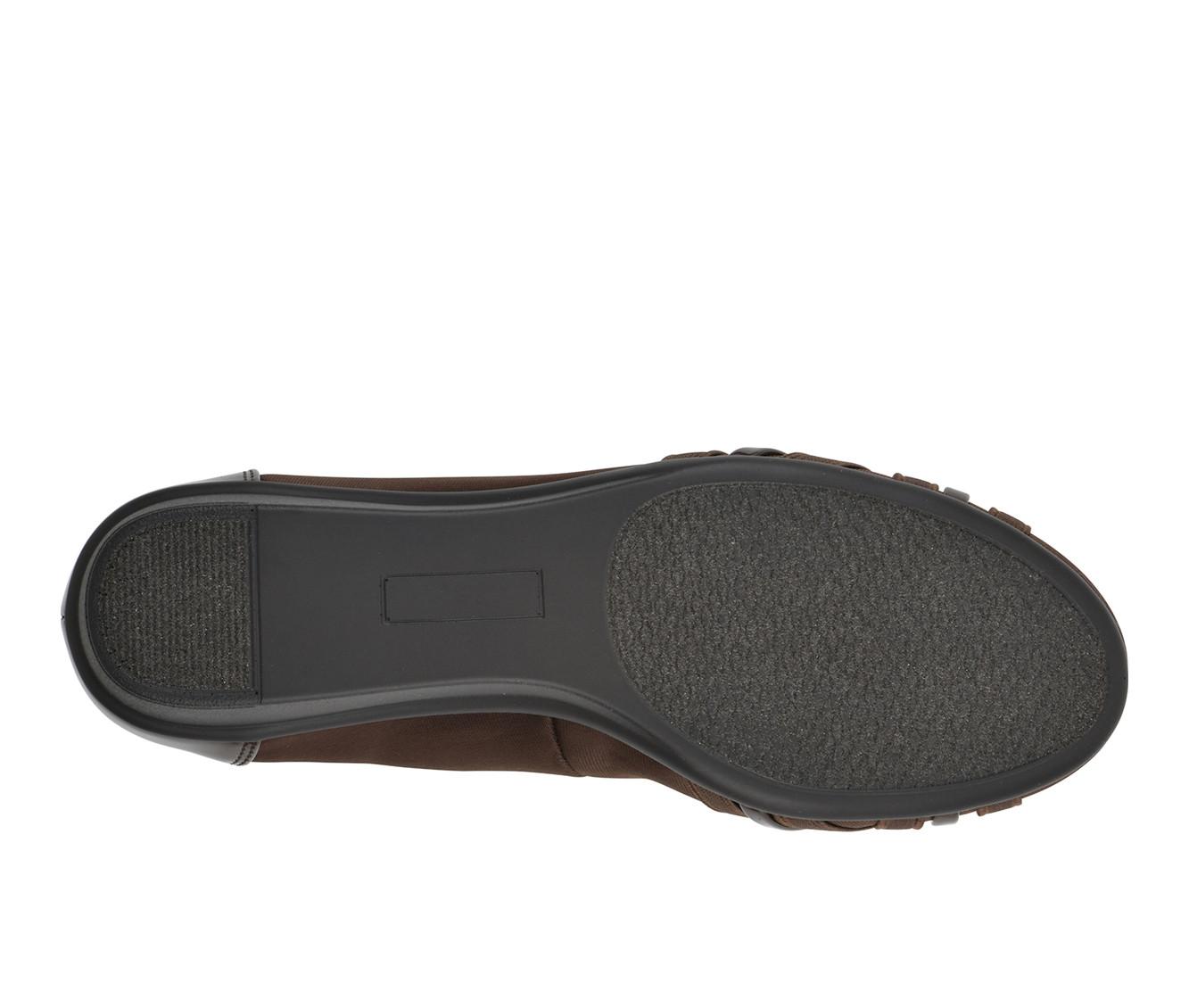Women's Cliffs by White Mountain Bowie Wedge