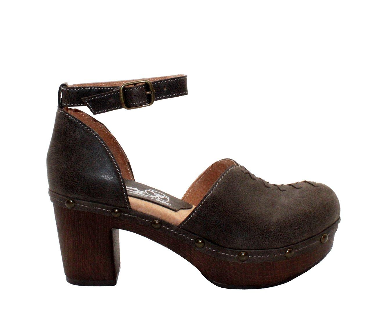 Women's SBICCA Donerail Block Heel Clogs