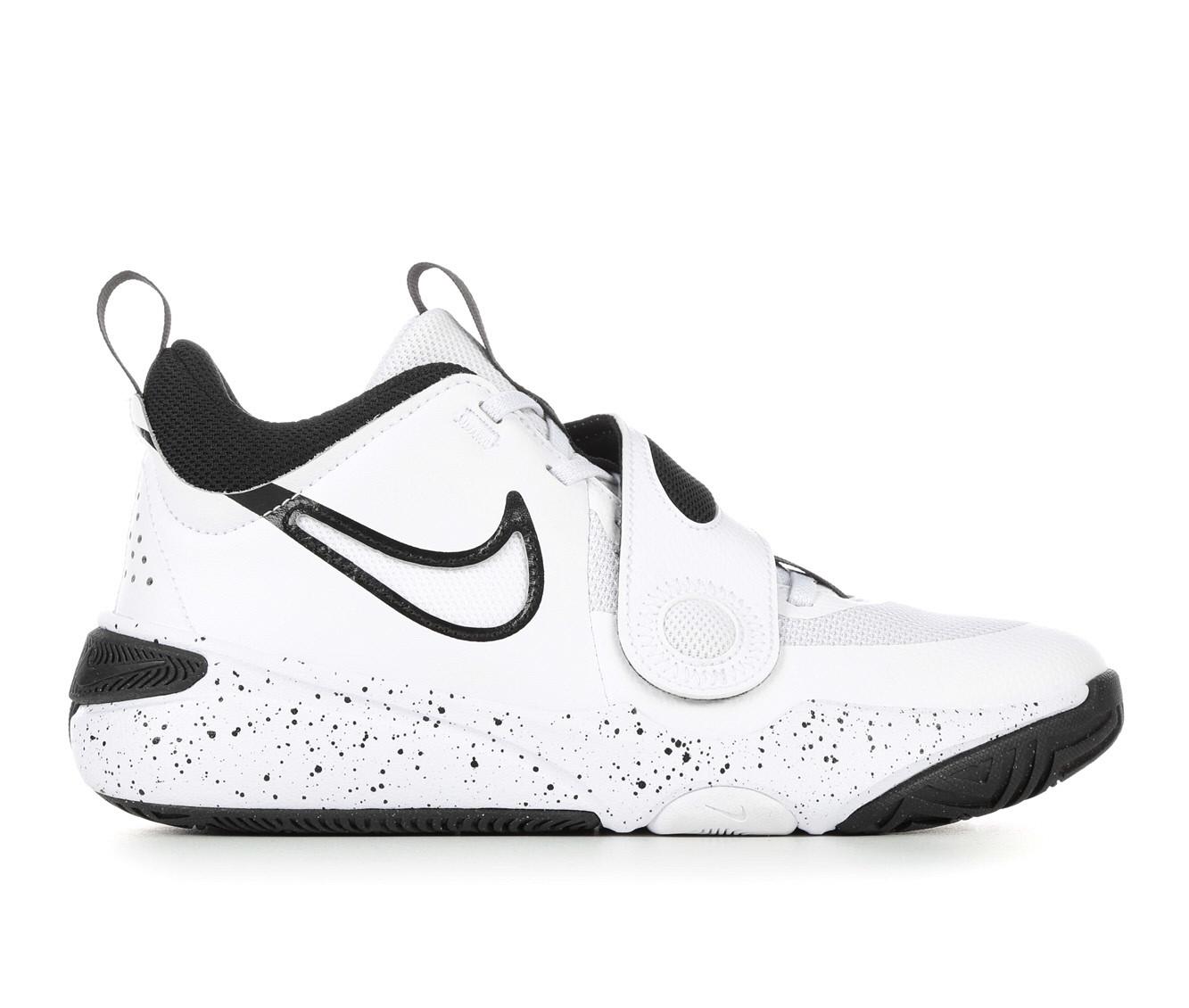 Boys' Nike Big Kid Team Hustle D11 Basketball Shoes | Shoe Carnival