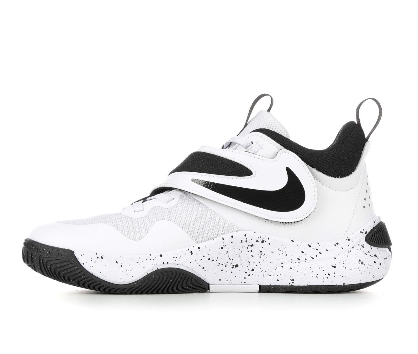 Boys' Nike Big Kid Team Hustle D11 Basketball Shoes