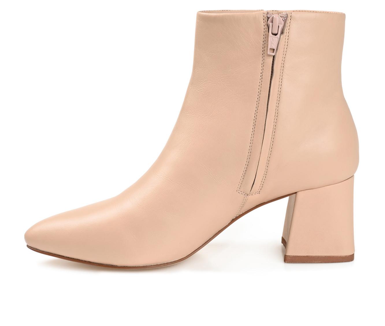 Women's Journee Signature Tabbie Heeled Booties