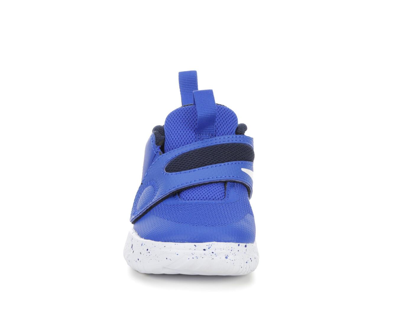 Nike Kids Team Hustle D 11 Leather Basketball Sneakers