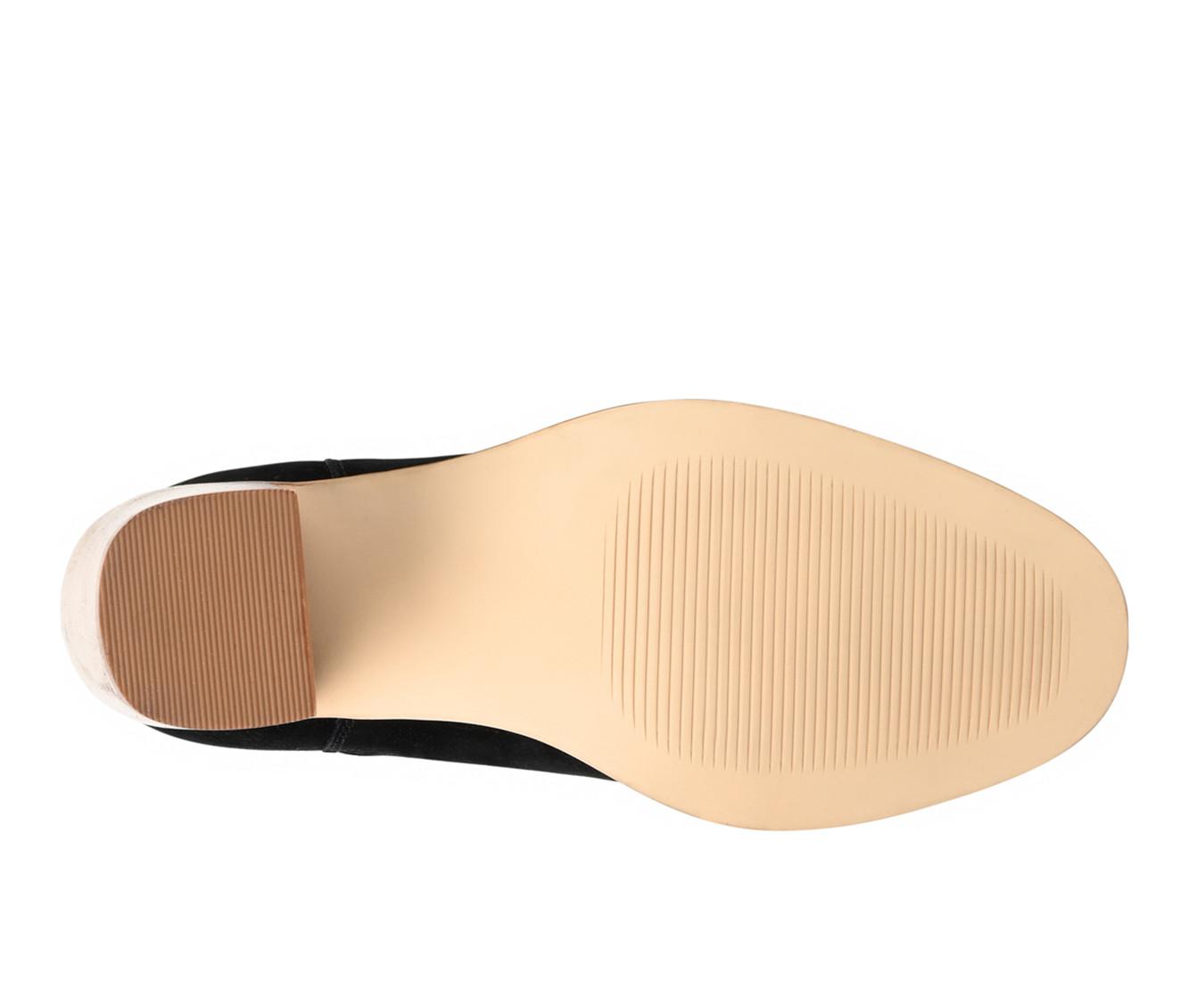 Women's Journee Signature Tazlyn Heeled Chelsea Booties