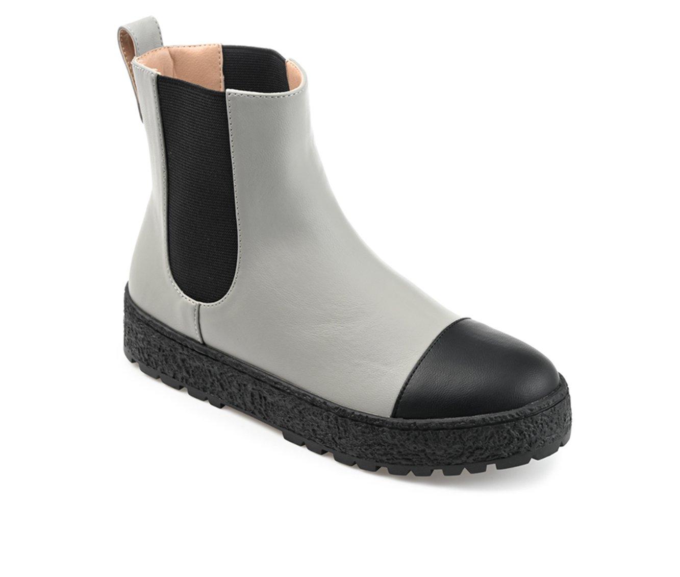 Women's Journee Collection Jenie Chelsea Booties