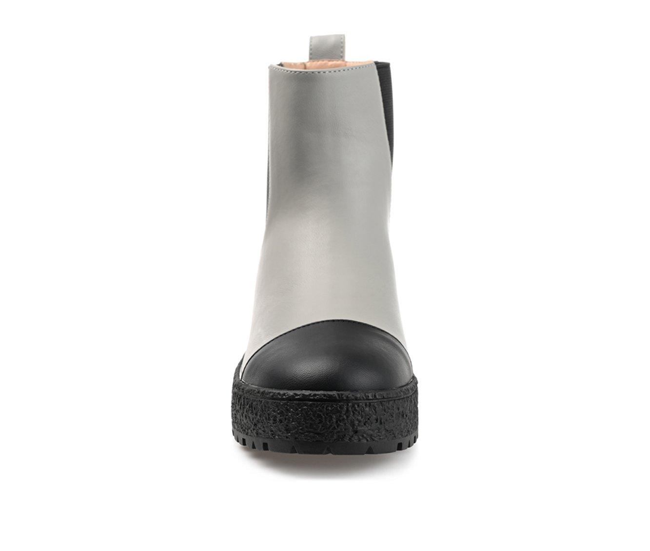 Women's Journee Collection Jenie Chelsea Booties
