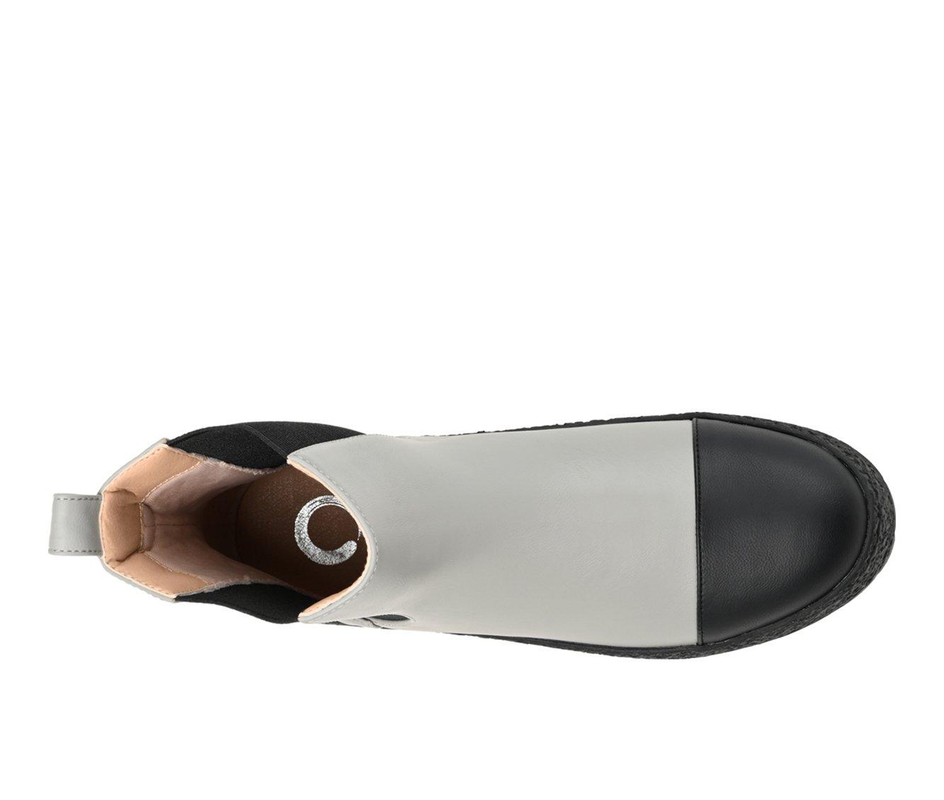 Women's Journee Collection Jenie Chelsea Booties