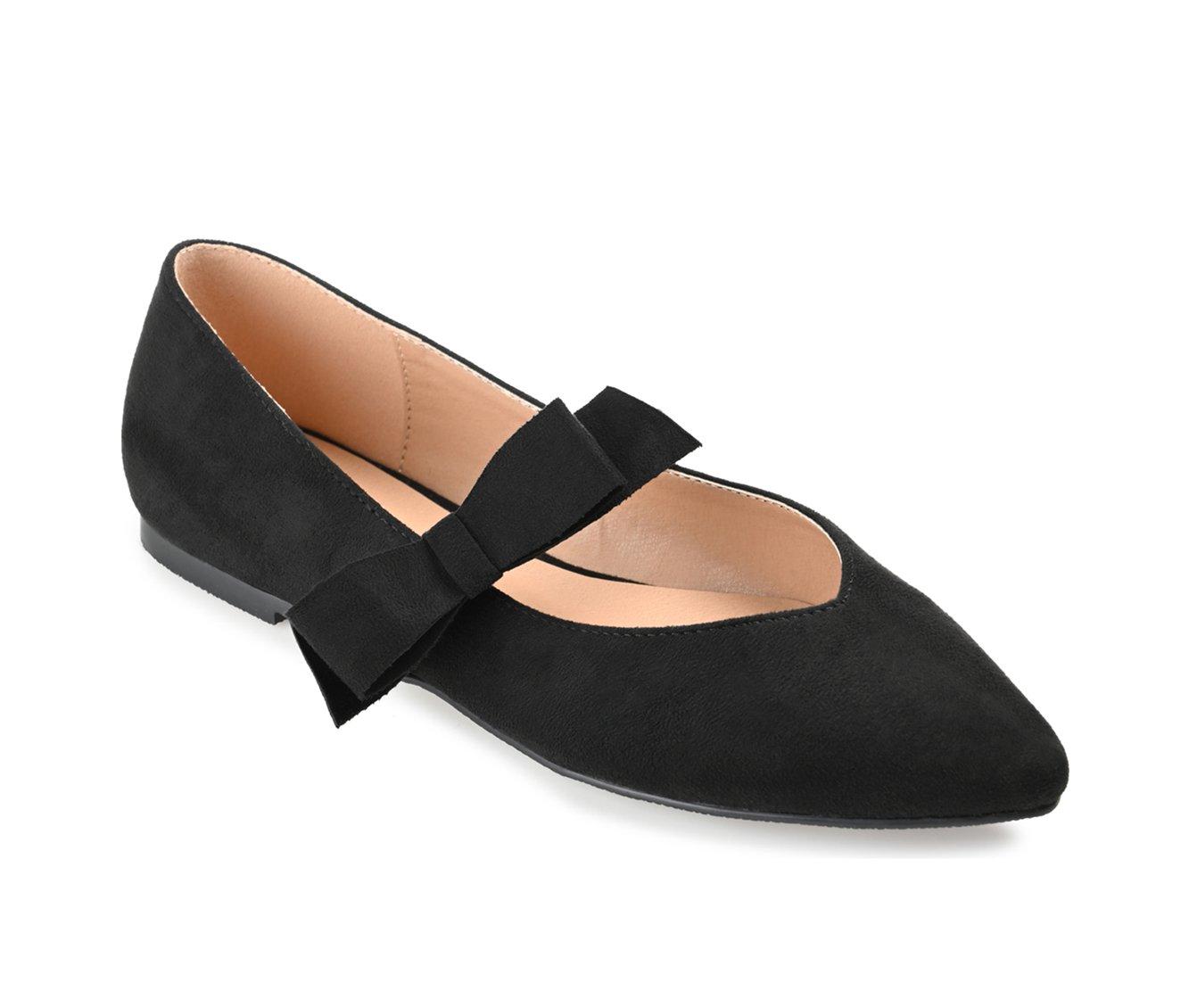 Women's Journee Collection Aizlynn Flats