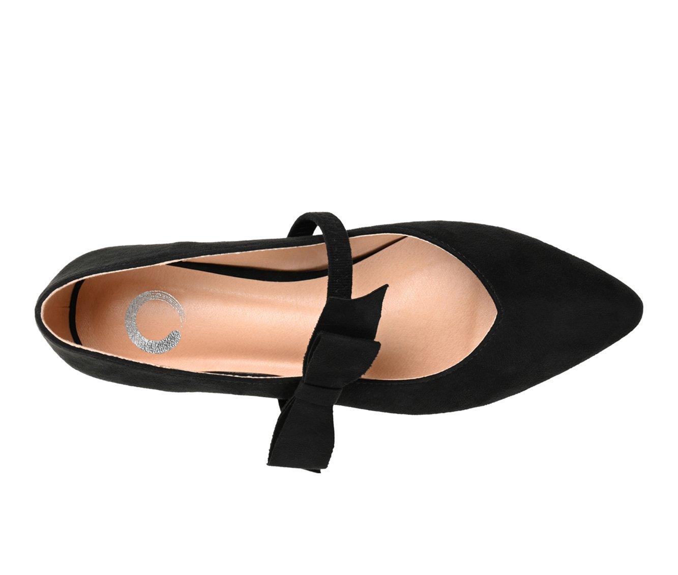 Women's Journee Collection Aizlynn Flats