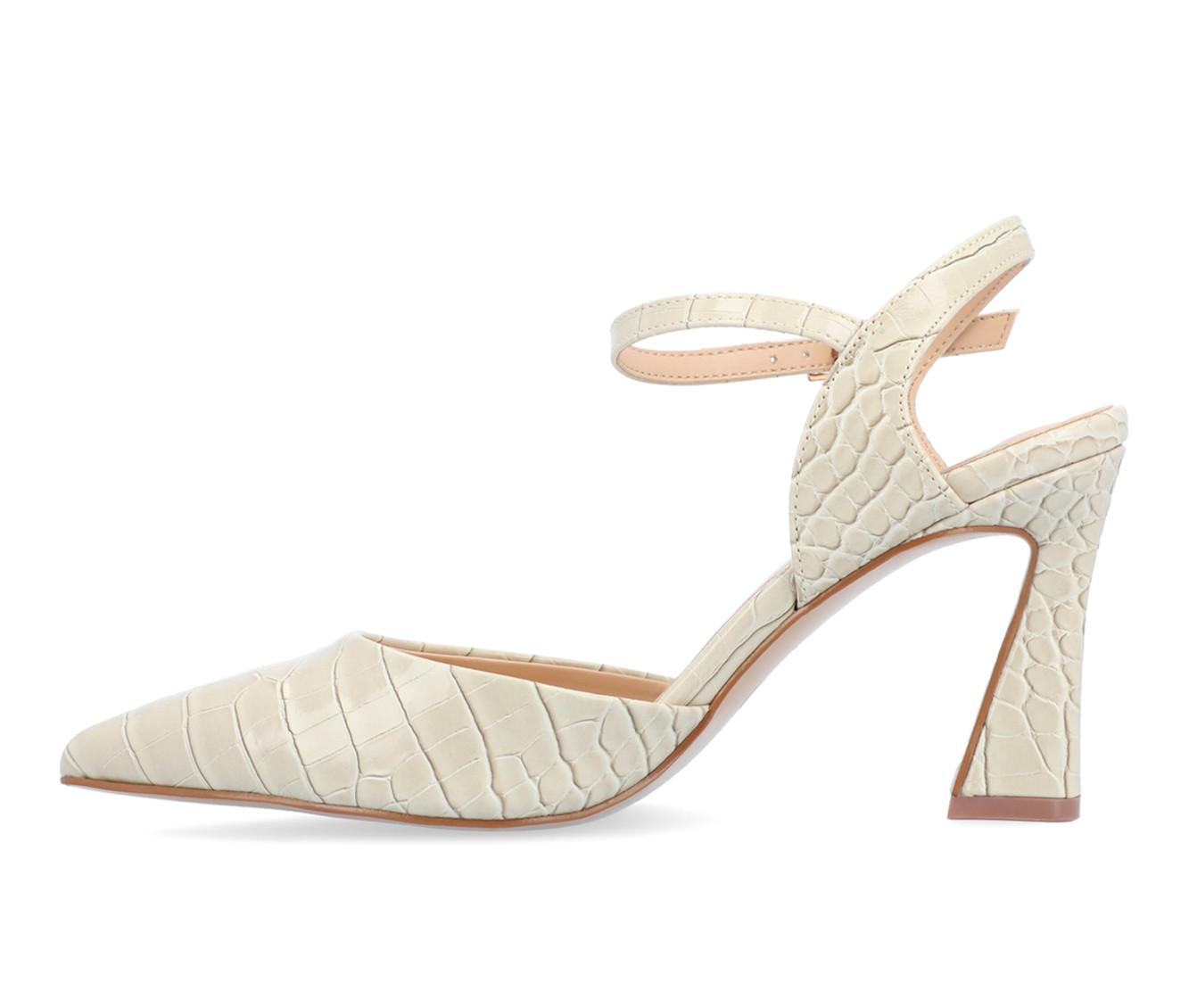 Women's Journee Collection Nixey Pumps