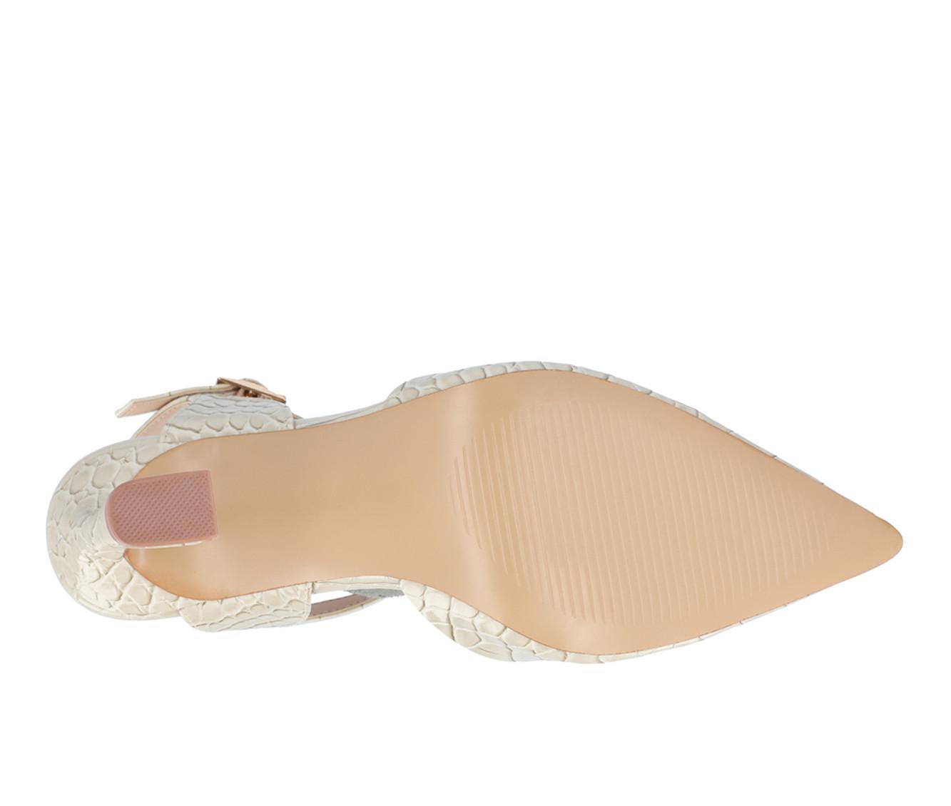 Women's Journee Collection Nixey Pumps