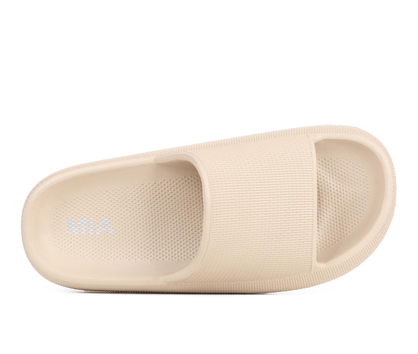 Women's MIA Lexa