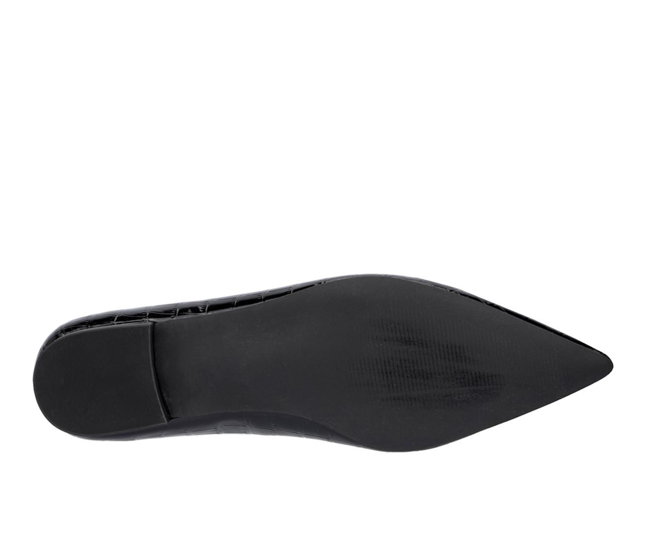 Women's Fashion to Figure Bailey Wide Width Flats