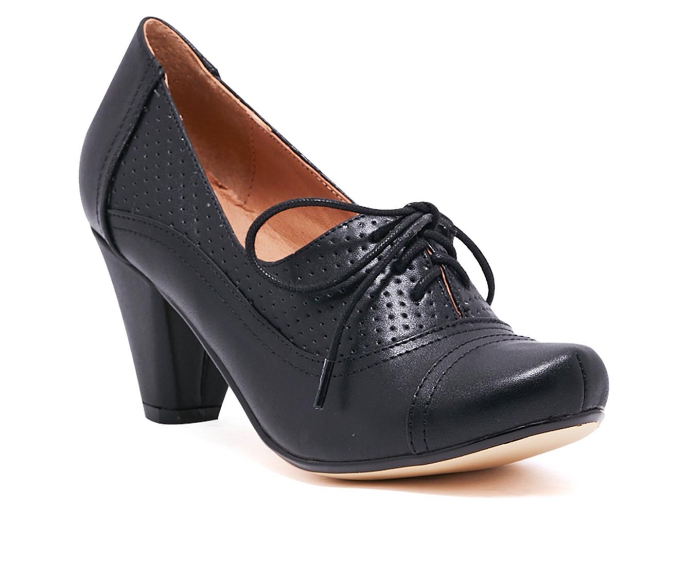 Women's Chelsea Crew Maytal Pumps