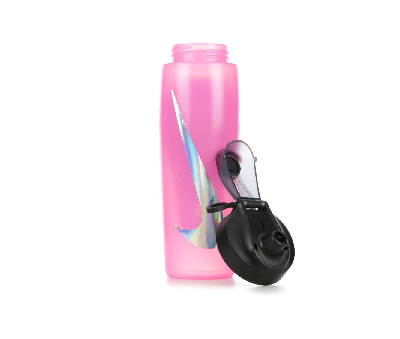 Nike Refuel Squeezable Bottle (32 oz).