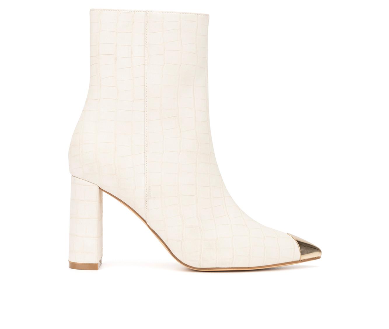 Women's New York and Company Kyla Heeled Booties