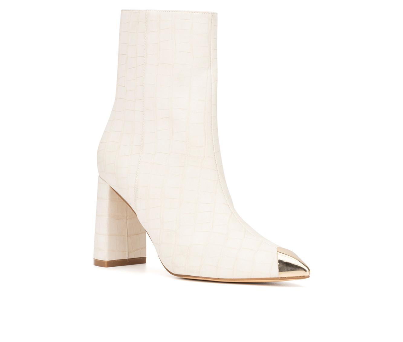 Women's New York and Company Kyla Heeled Booties