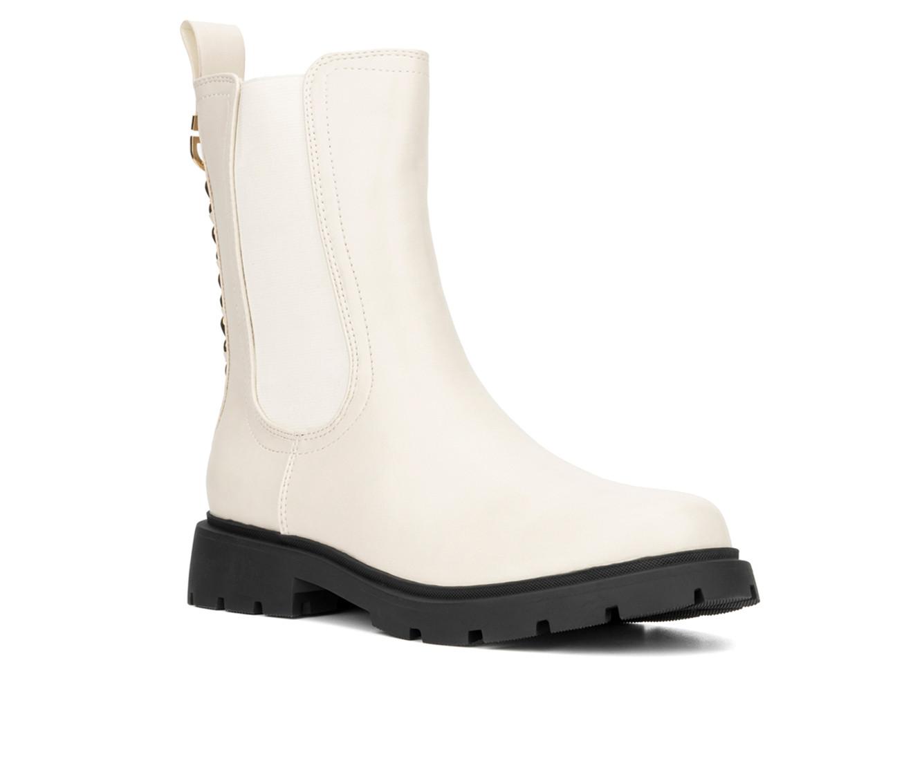Women's New York and Company Mandi Chelsea Booties