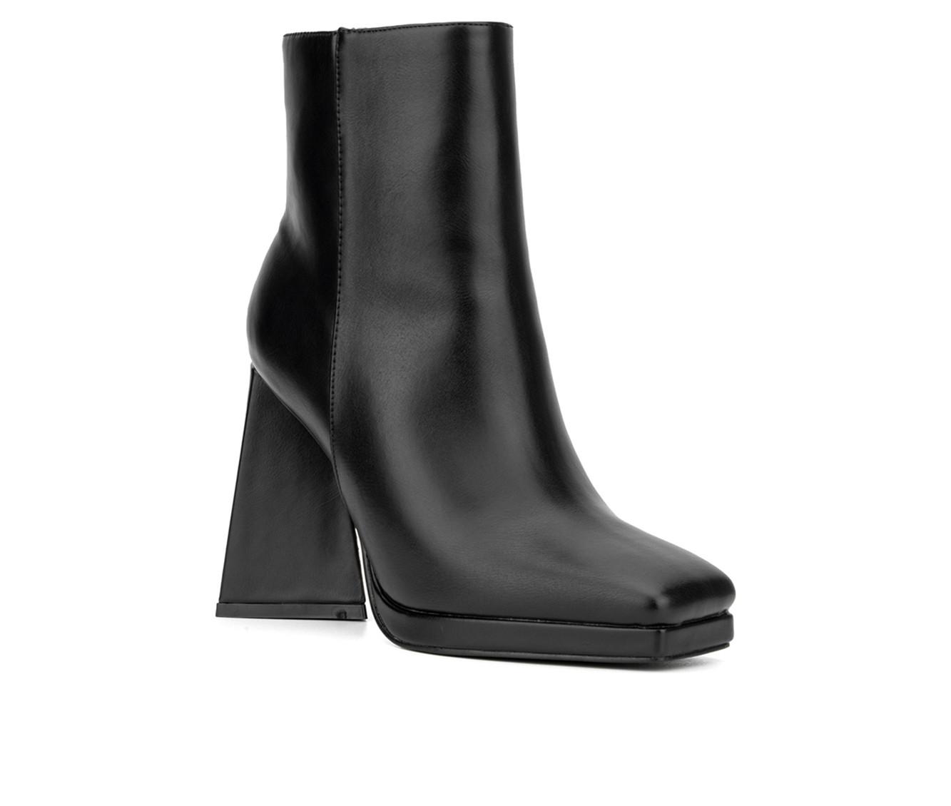 Women's New York and Company Yolana Heeled Booties