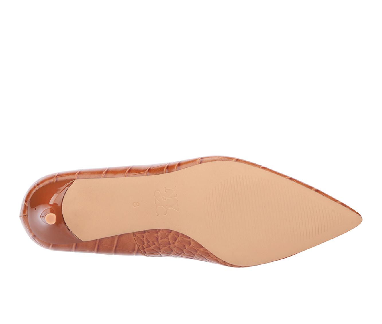Women's New York and Company Bruna Pumps