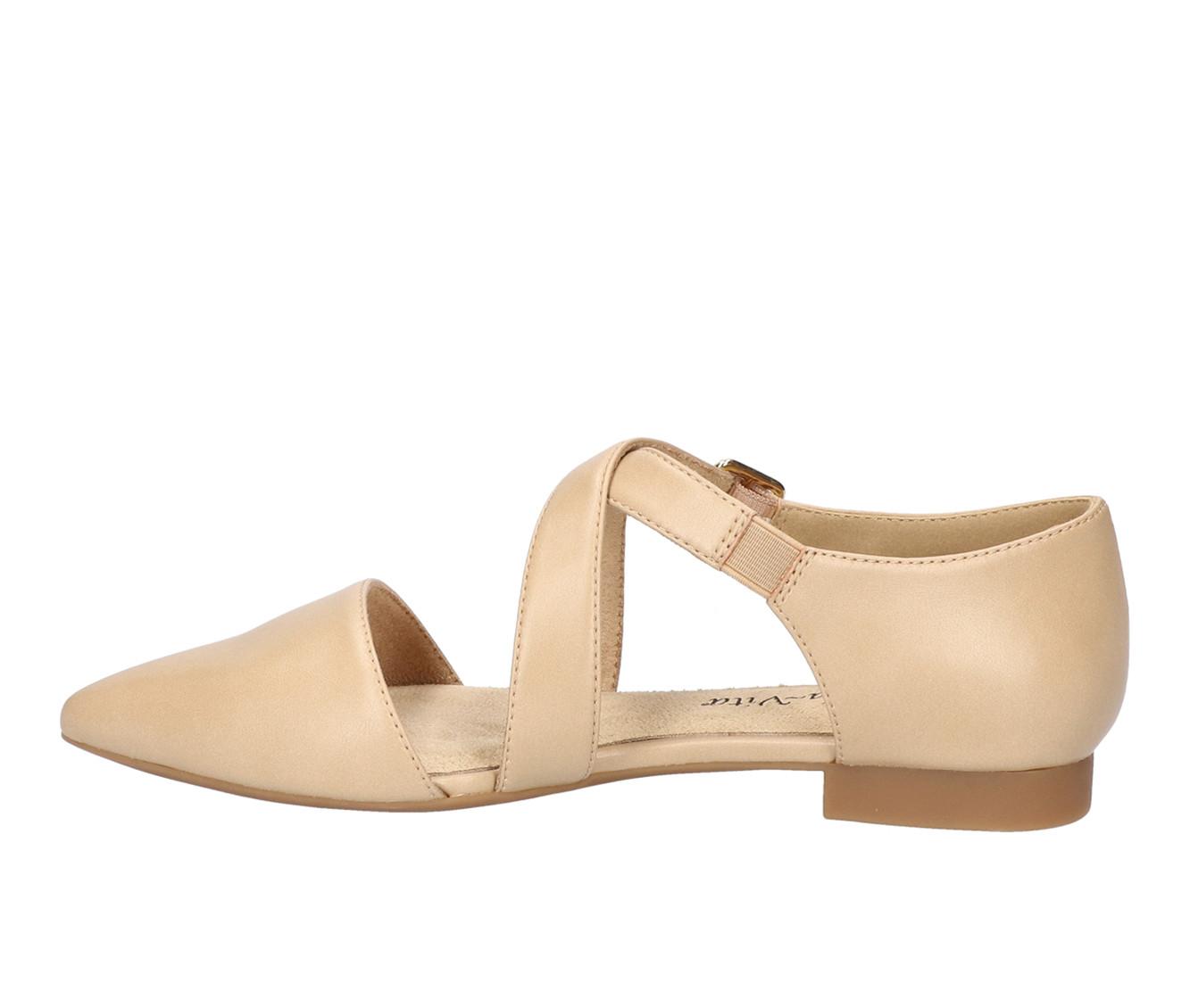 Women's Bella Vita Maddie Flats