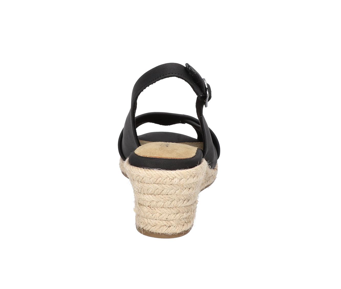 Women's Easy Street Devlin Wedges