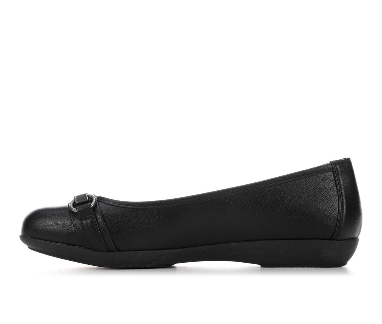 Women's Solanz Callie Flats | Shoe Carnival