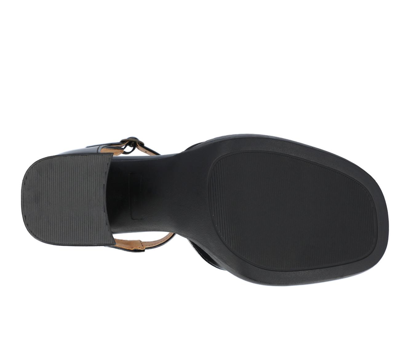 Women's Journee Collection Sophilynn Pumps