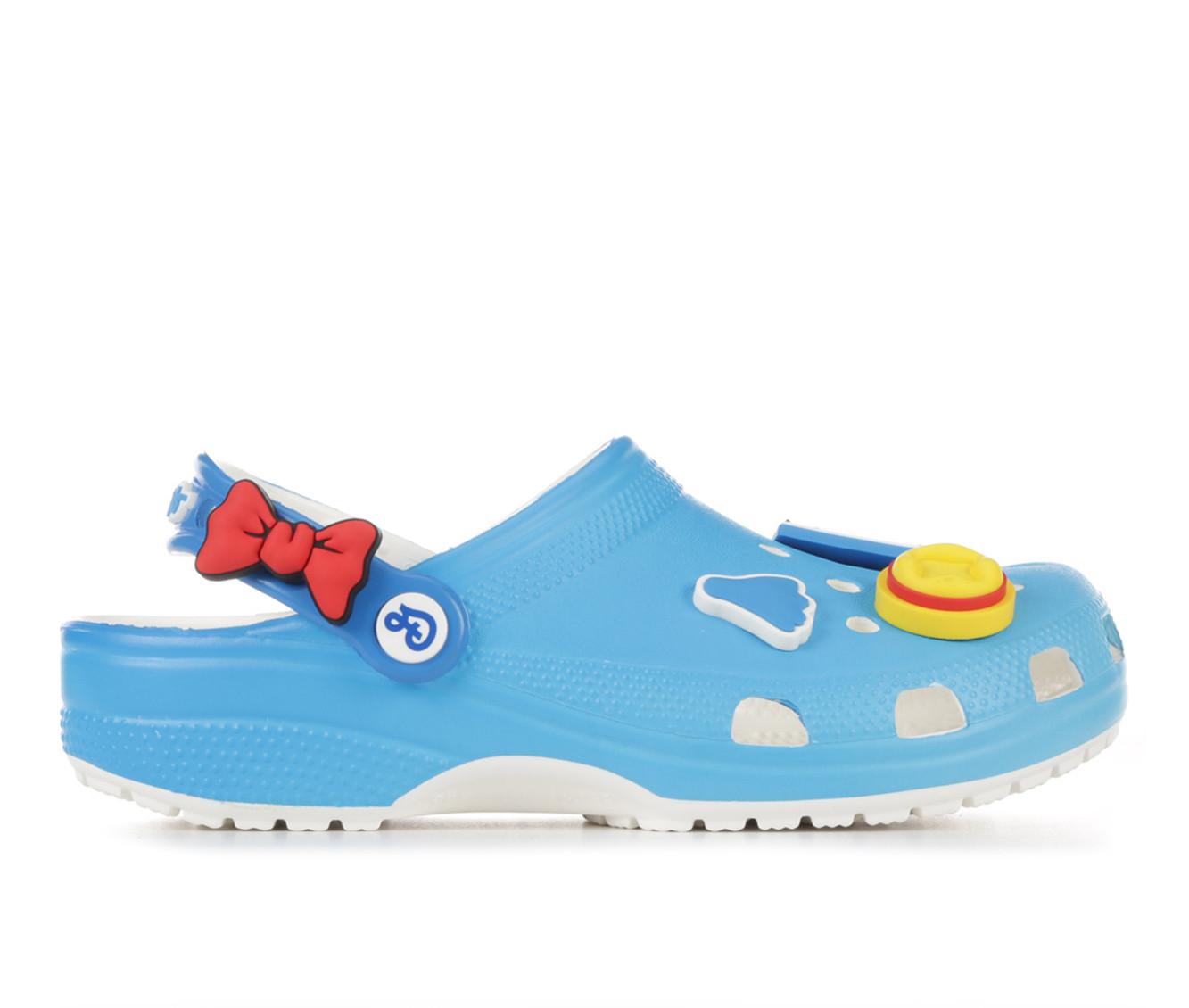 Anyone have experience stretching Lightning McQueen Crocs