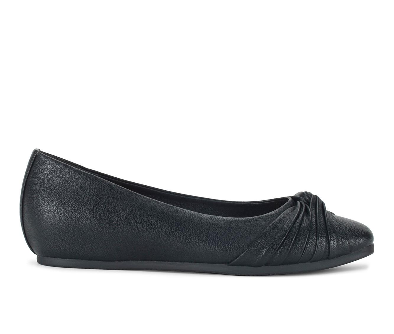 Women's Baretraps Chainey Flats