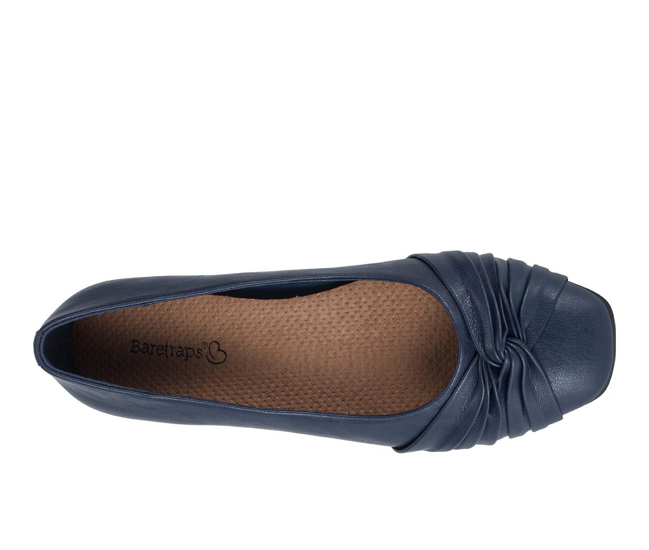 Women's Baretraps Chainey Flats