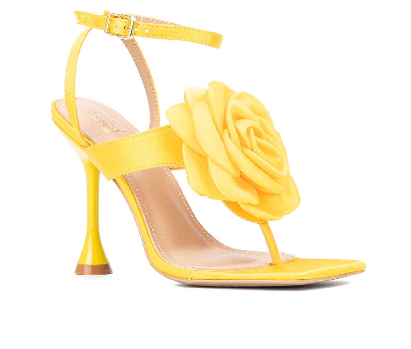Women's New York and Company Peony Dress Sandals