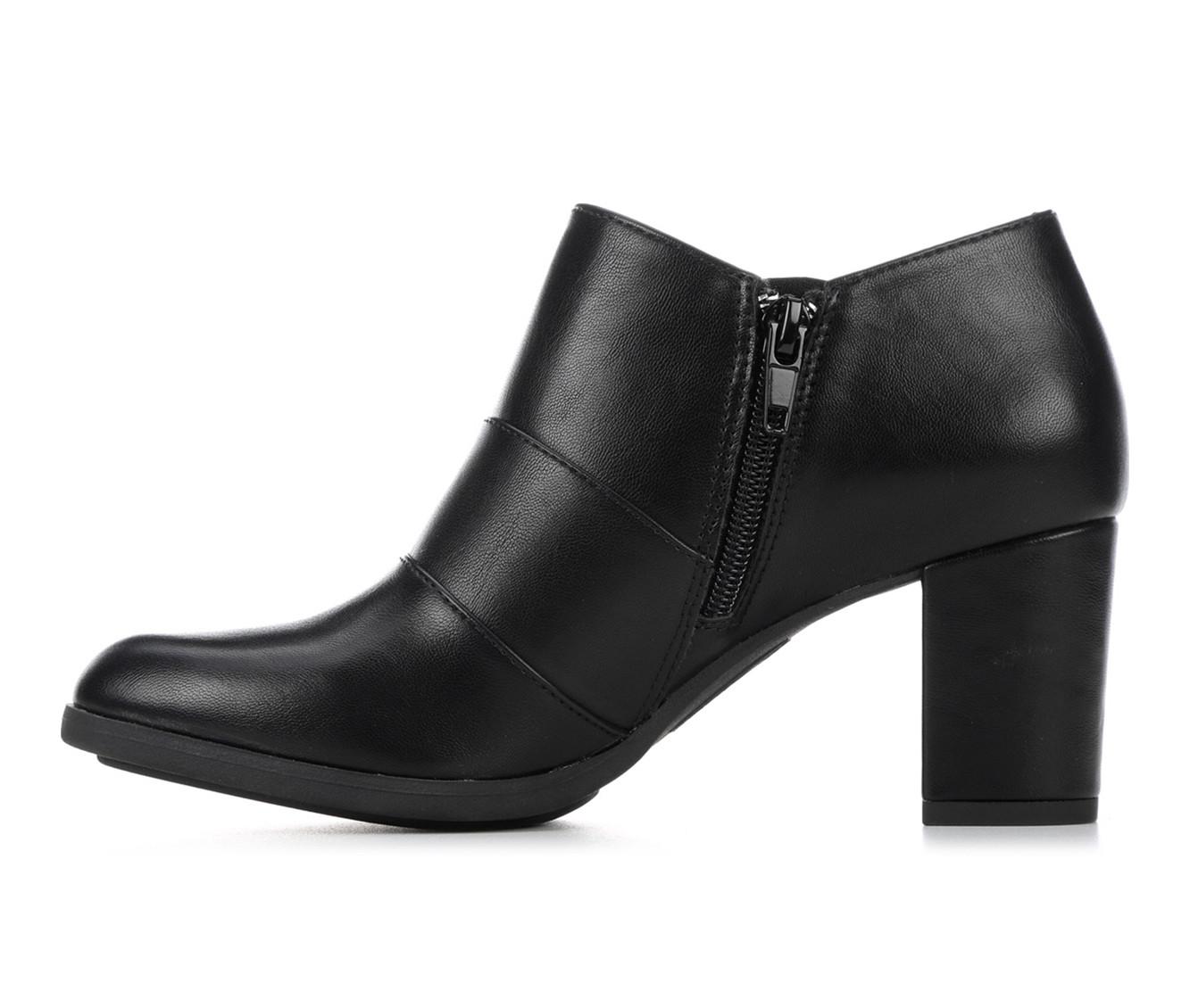 Women's Easy Street Leilani Heeled Booties