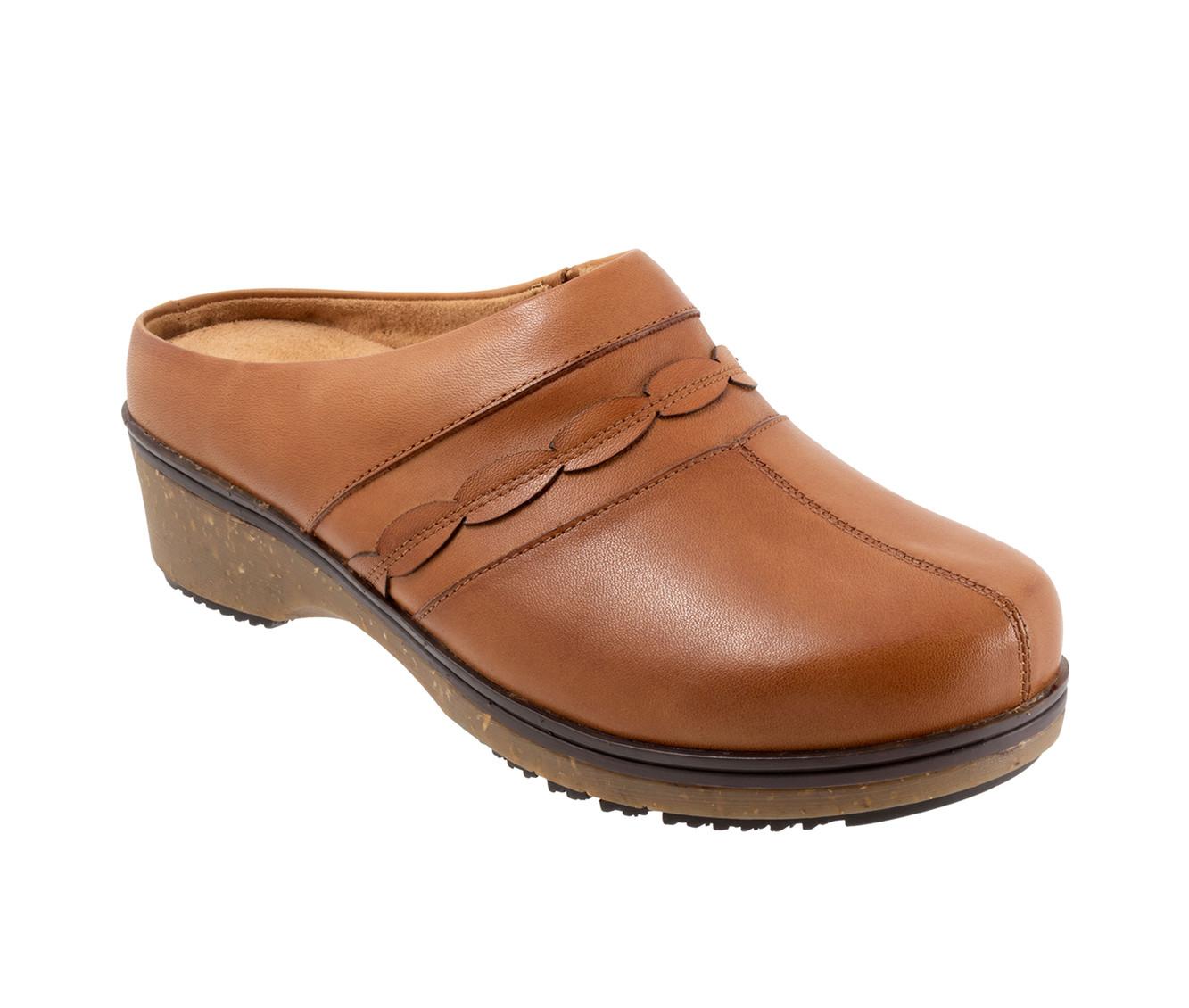 Women's Softwalk Amber 3.0 Clogs