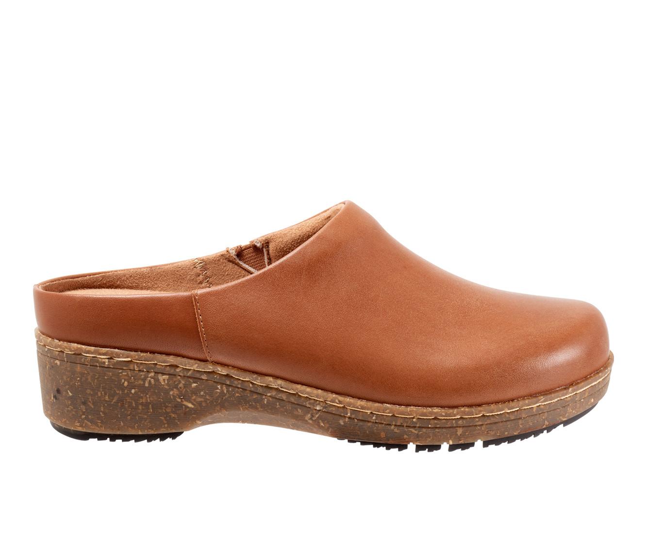 Women's Softwalk Arvada Clogs