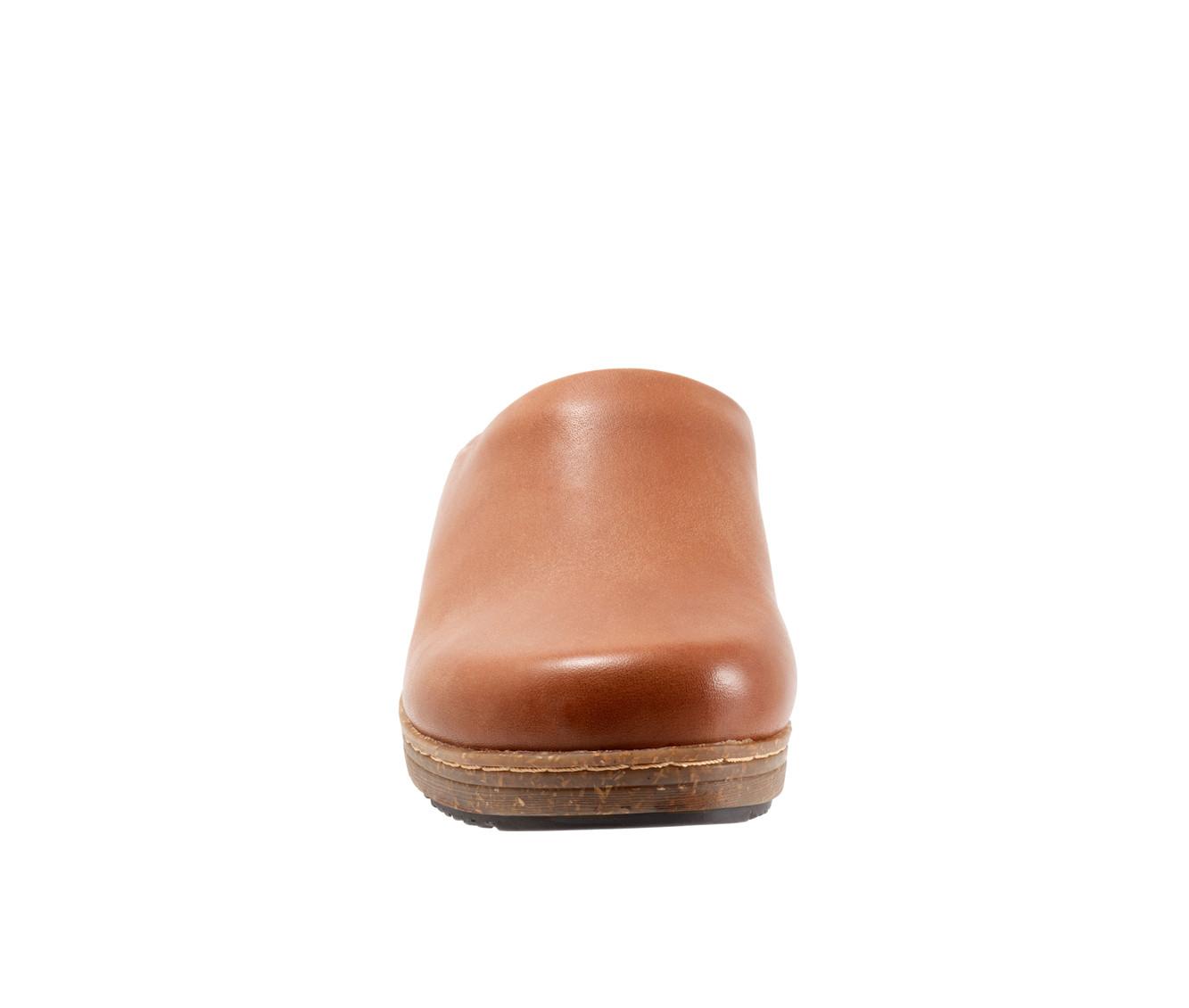 Women's Softwalk Arvada Clogs